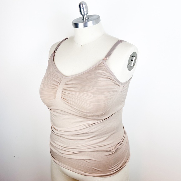 KB • Sublime Hands Free Pumping and Nursing Tank - Picture 3 of 10